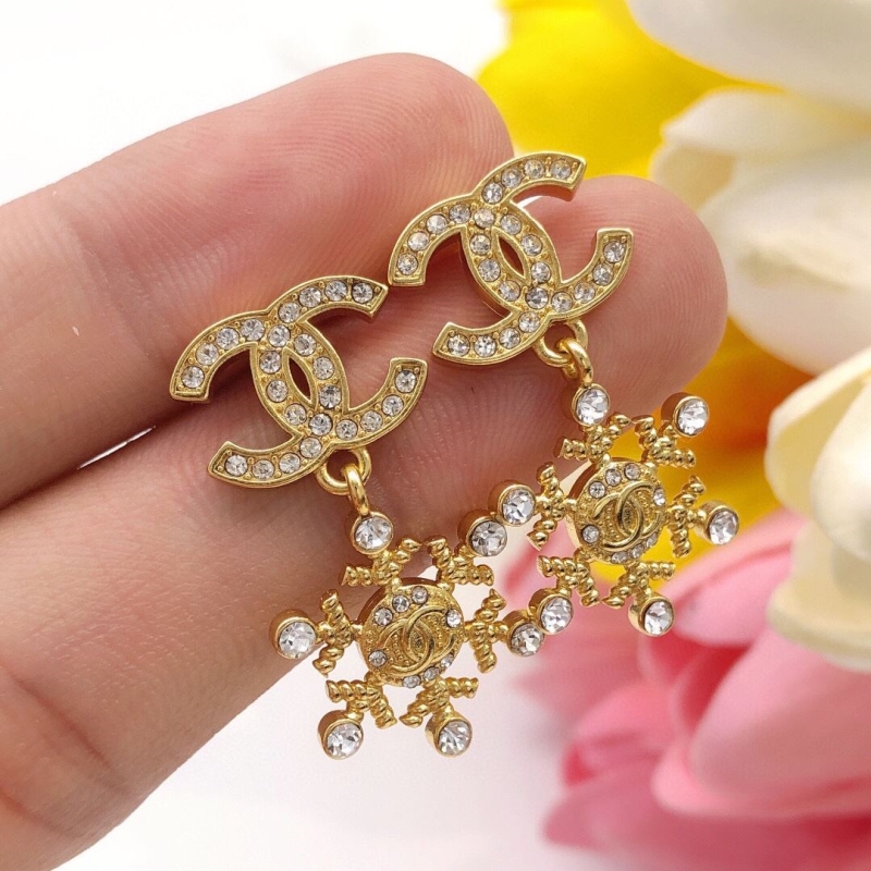 Ch**el earrings
